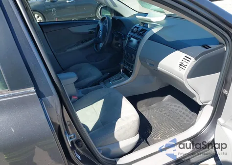 2013 Toyota Corolla Le z USA, uszkodzony, nr VIN 5YFBU4EE8DP094911